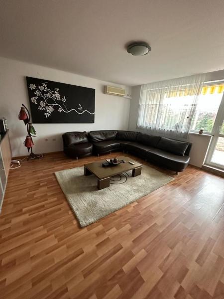 Zdjęcie 3: Central, 3 Bedroom Apartment at Golden Fort Complex