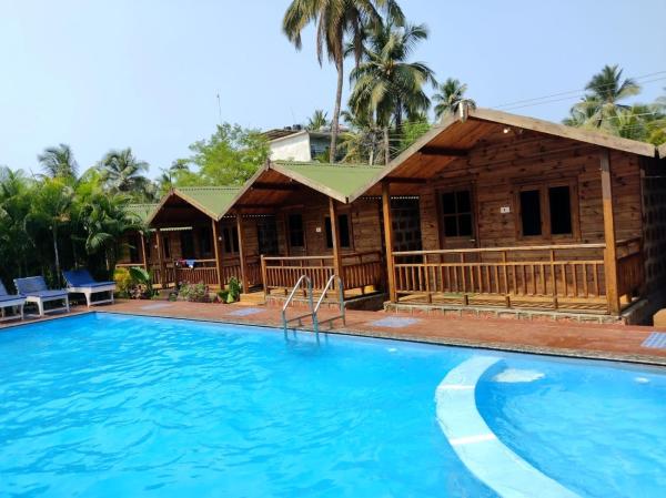 Tp Cottages Beach Resort - Goa