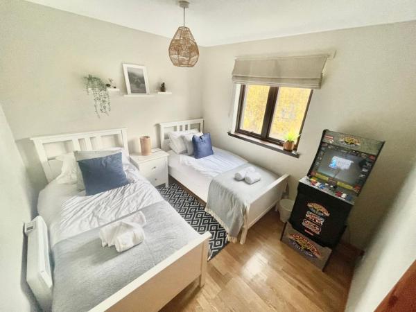 Foto 8: Comfortable, modern apartment with parking. Inverness.
