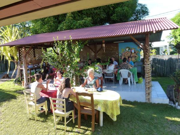 Pension TE MITI - PLAGE-BEACH 200m - Mahana Parc & Vaiava Beach pk18 - B&B CHAMBRES ou DORTOIR, Punaauia