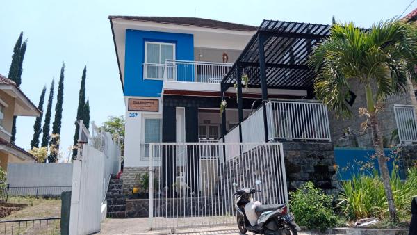 Auf dem Foto ist das Objekt Villa gandaria 357 4 bedroom in der Stadt Tlekung zu sehen.