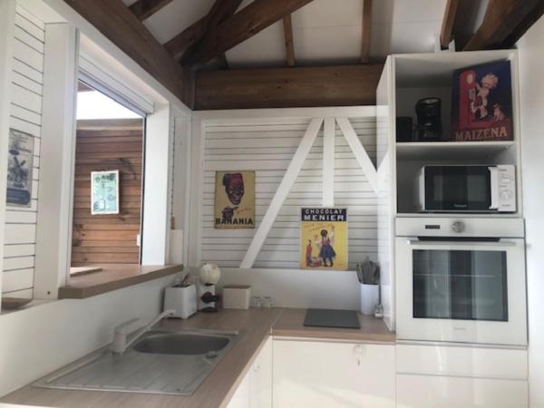 A la foto es mostra l'objecte Villa Tigo T2 mabouya situat a la ciutat de Sainte-Luce.