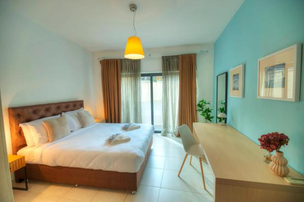 Fotografie 3: Spacious & inviting 3 bedroom flat, balcony WPAC1-1