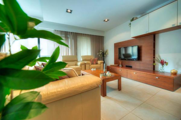 Fotografie 9: Spacious & inviting 3 bedroom flat, balcony WPAC1-1