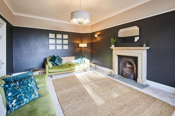 Photo 6 : Host & Stay - South View