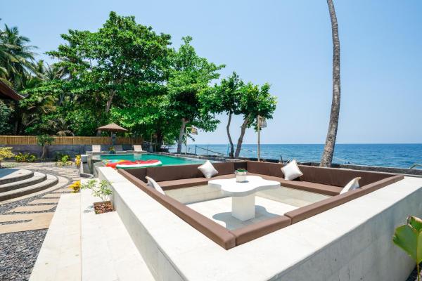 På billedet ses objektet Bali Taoka Beach Villa beliggende i byen Singaraja.
