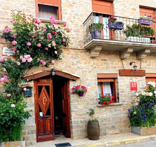 Nella foto è visibile l'oggetto Casa Maza Apartamentos situato nella città di Biescas.