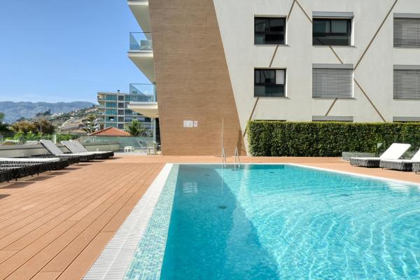 A la foto es mostra l'objecte São Lucas, a Home in Madeira situat a la ciutat de Funchal.