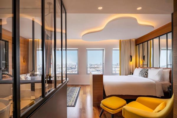 Renaissance Paris Republique Hotel & Spa, Paříž