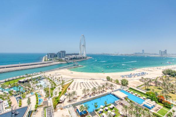 Auf dem Foto ist das Objekt Address JBR with Sea View & Maid Room - Mint Stay in der Stadt Dubai zu sehen.