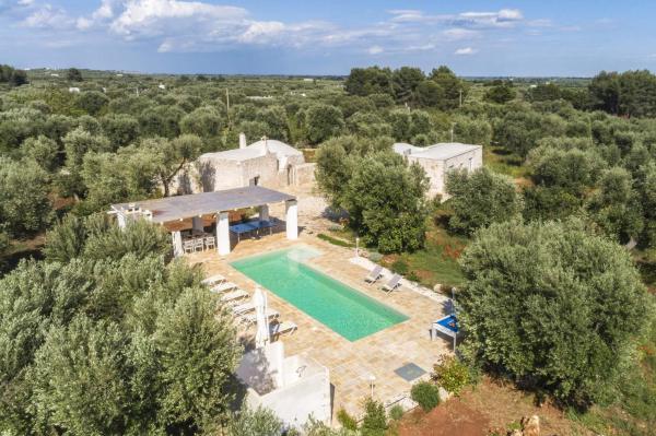 A la foto es mostra l'objecte Villa Trullo Acquaro by Villa Plus situat a la ciutat de Ostuni.
