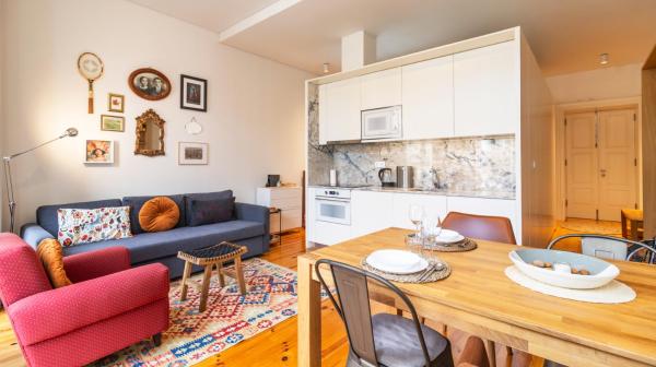 Bolhão Charming Apartment by LovelyStay, Porto