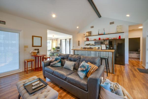 Na foto é possível ver o objeto Pottsboro Vacation Rental - Walk to Lake Texoma! localizado na cidade de Cartwright.
