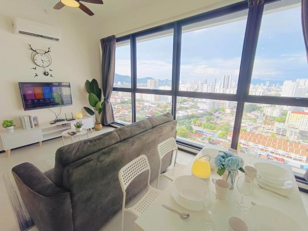 Bild 5: Infinity Pool, Georgetown, Up to 11 Pax, 2 Bedrooms, 2 Bathrooms, 2 Car Parks by Star Home
