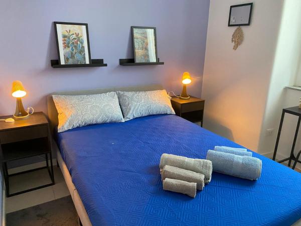A la foto es mostra l'objecte A Casa di Francesco e Maria situat a la ciutat de Catània.