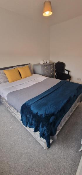Auf dem Foto ist das Objekt Cosy Fresh New Refurbished House in der Stadt Doncaster zu sehen.