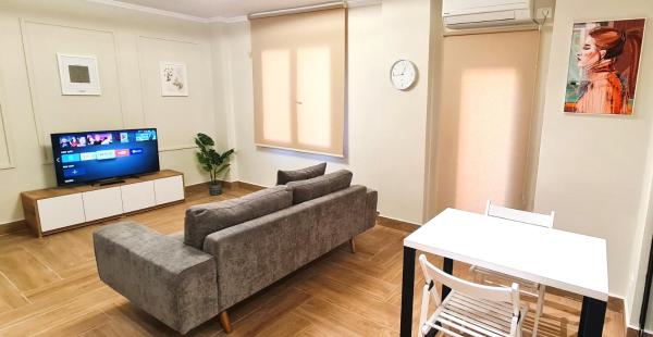 2V1 - Center apartment 4, Tirana