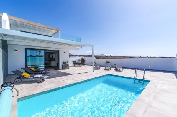 Na zdjęciu widoczny jest obiekt Villa Andrea del Mar by Villa Plus położony w mieście Puerto Calero.