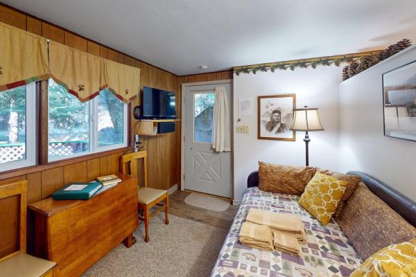 A la foto es mostra l'objecte 60073 Wallowa Lake Hwy (lower unit) situat a la ciutat de Joseph.