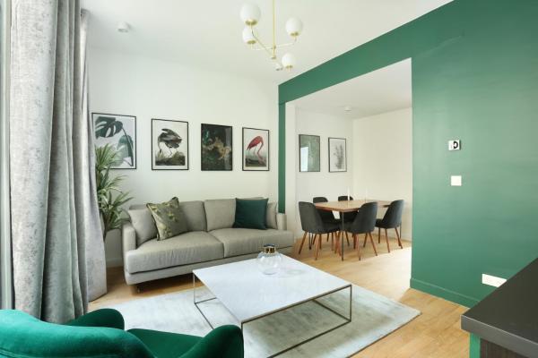 Apartment Center of Paris by Studio prestige, Paříž