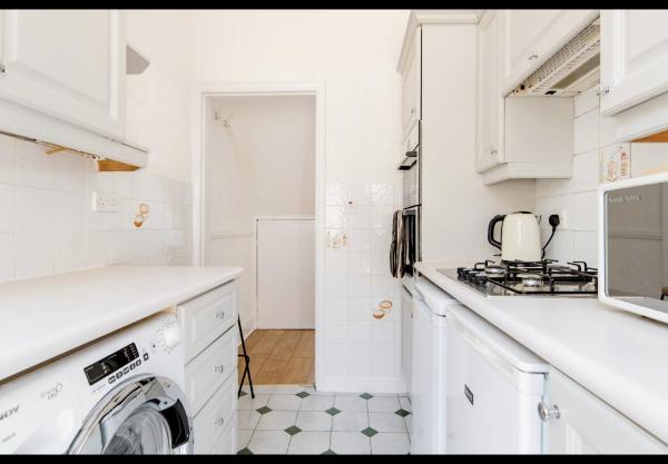 Fotografie 3: Private Room in Allerton - Quiet & Comfortable
