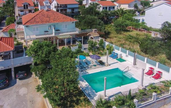 Nella foto è visibile l'oggetto Family friendly house with a swimming pool Orebic, Peljesac - 21899 situato nella città di Orebić (Sabbioncello).
