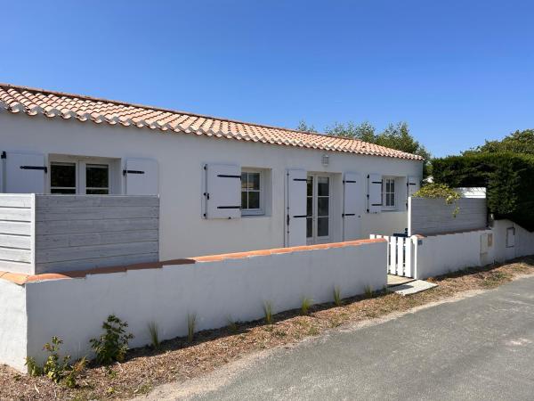 A la foto es mostra l'objecte Petite maison au calme, dans une impasse situat a la ciutat de LʼÉpine.