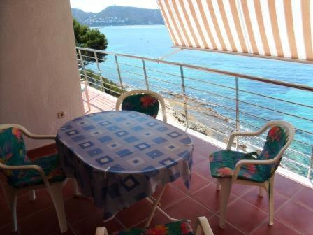 På billedet ses objektet Moraira balcón al mar beliggende i byen Teulada.