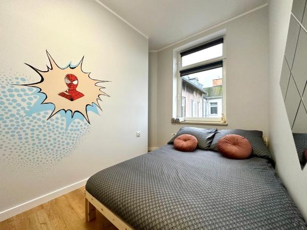 A la foto es mostra l'objecte MMRent Spidey Room situat a la ciutat de Gdańsk.