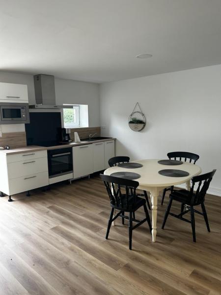 På billedet ses objektet Petite maison beliggende i byen Kernilis.