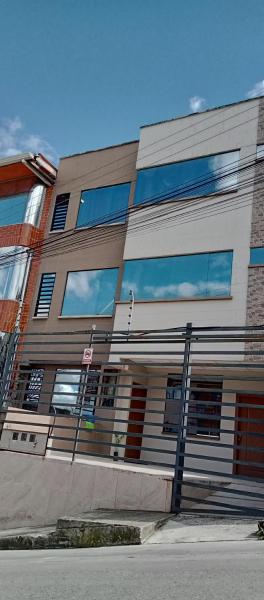 Departamento De Dos Habitaciones En Zona Central De Cuenca - Cuenca