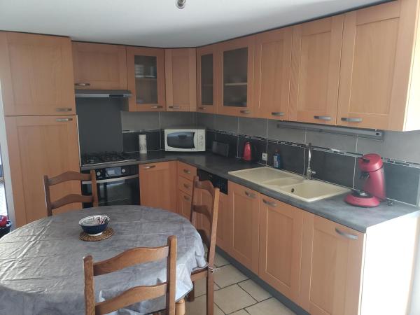 På billedet ses objektet Appartement T2 chez Seb et Claire beliggende i byen Cevins.