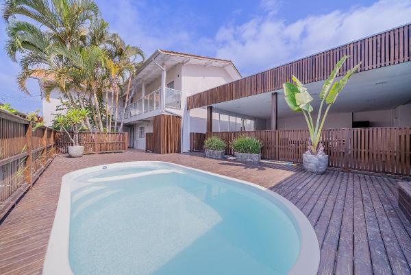028 - Residencial com Piscina e Jacuzzi em Bombas photo 4