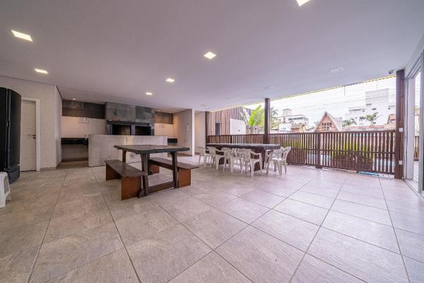 028 - Residencial com Piscina e Jacuzzi em Bombas photo 9