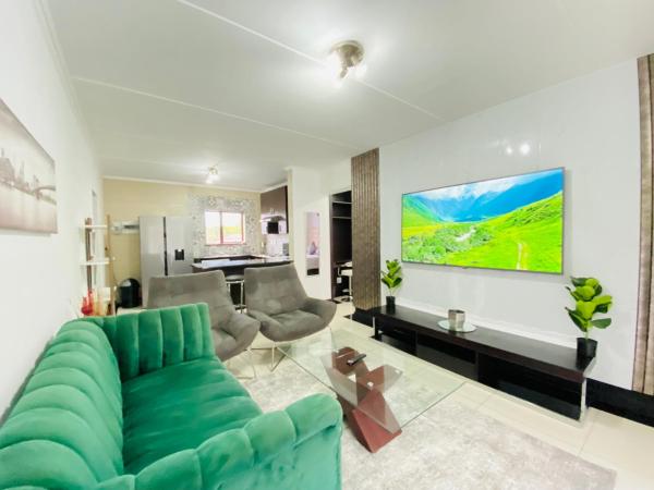 A la foto es mostra l'objecte Siena Sun Apartment 8 situat a la ciutat de Midrand.