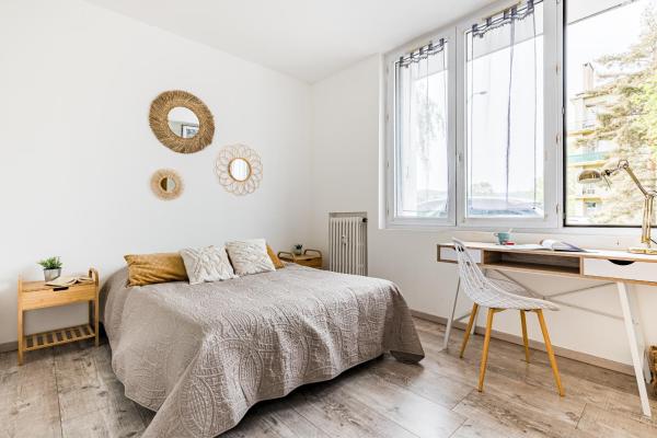 A la foto es mostra l'objecte Le Steel-Appart Cosy-Parking-WIFI-NETFLIX situat a la ciutat de Terrenoire.