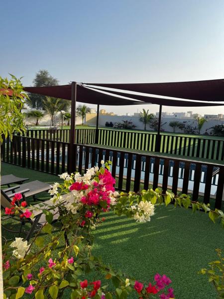 Na zdjęciu widoczny jest obiekt Labella Chalet położony w mieście Bārsit.