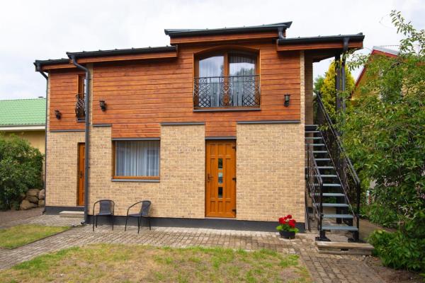 Mi casa Tu casa, Palanga