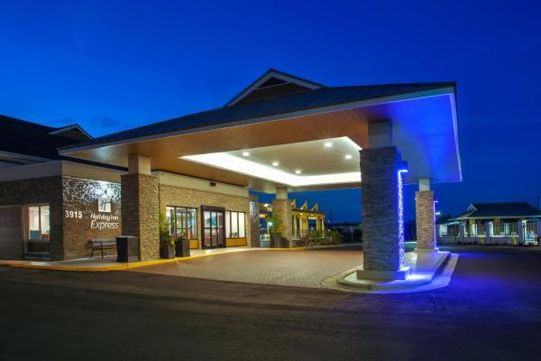 A la foto es mostra l'objecte Holiday Inn Express Kitty Hawk - Outer Banks by IHG situat a la ciutat de Kitty Hawk.