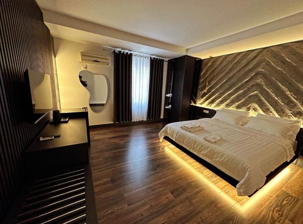 Tirana Central Rooms, Tirana