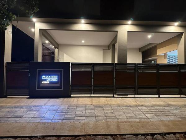 På billedet ses objektet Passaddhi Serviced Apartment F1 beliggende i byen Mysore.