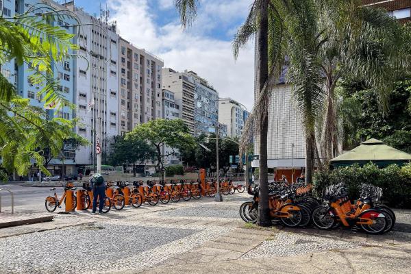 Studio Sol De Copacabana Wi-fi Ar-condicionado 5 Min Da Praia - Glória