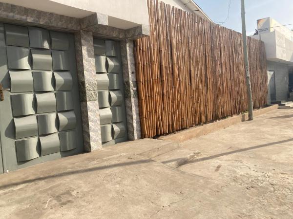 Auf dem Foto ist das Objekt Lome Bamboo Lodge in der Stadt Lomé zu sehen.