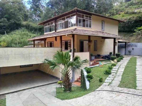 Nella foto è visibile l'oggetto Casa em Teresopolis situato nella città di Teresópolis.