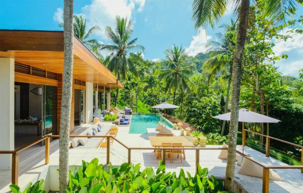 La photo montre l'objet EMHILL Estate Lombok situé dans la ville de Selong Belanak.