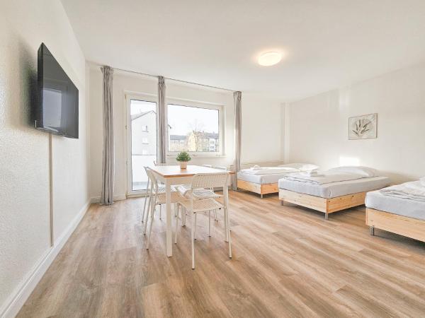 A la foto es mostra l'objecte Tolstov Apartments - Monteurwohnung - 2 Schlafzimmer - Küche - Balkon - Waschmaschine - 25 Min zur Messe DUS situat a la ciutat de Heiligenhaus.