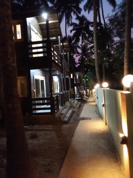 The Cool Huts - Goa