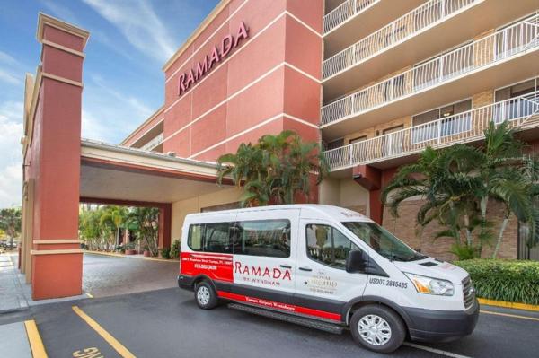 Foto 1: Ramada by Wyndham Tampa Westshore Airport South