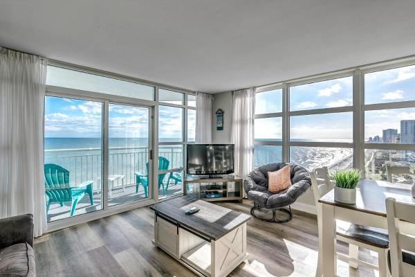 Carolinian Beach Resort 1733, Myrtle Beach