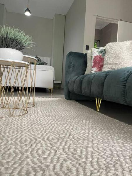 31 On Forest Road (Fatsodelux) - Johannesburg